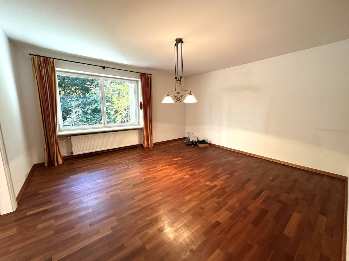 Charmantes & großzügiges Einfamilienhaus in grüner und begehrter Lage von Hamburg-Duvenstedt – 22397 Hamburg – Vorschaubild 5