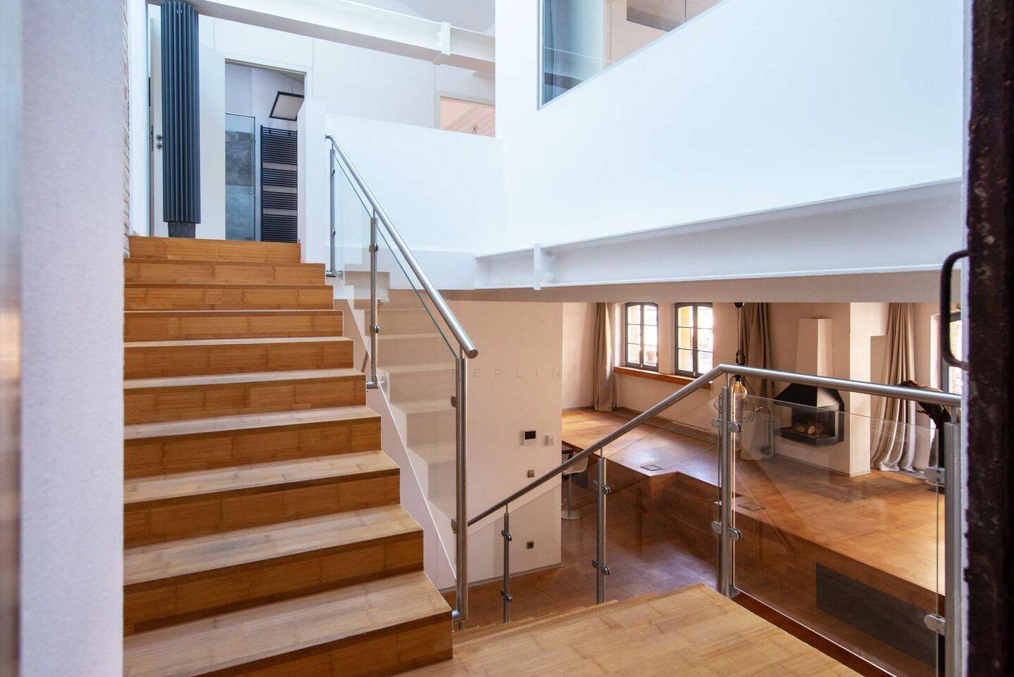 Historische Remise mit exklusivem Flair und Dachterrasse – im ruhigen Innenhof von Berlin-Mitte – 10115 Berlin – Vorschaubild 4