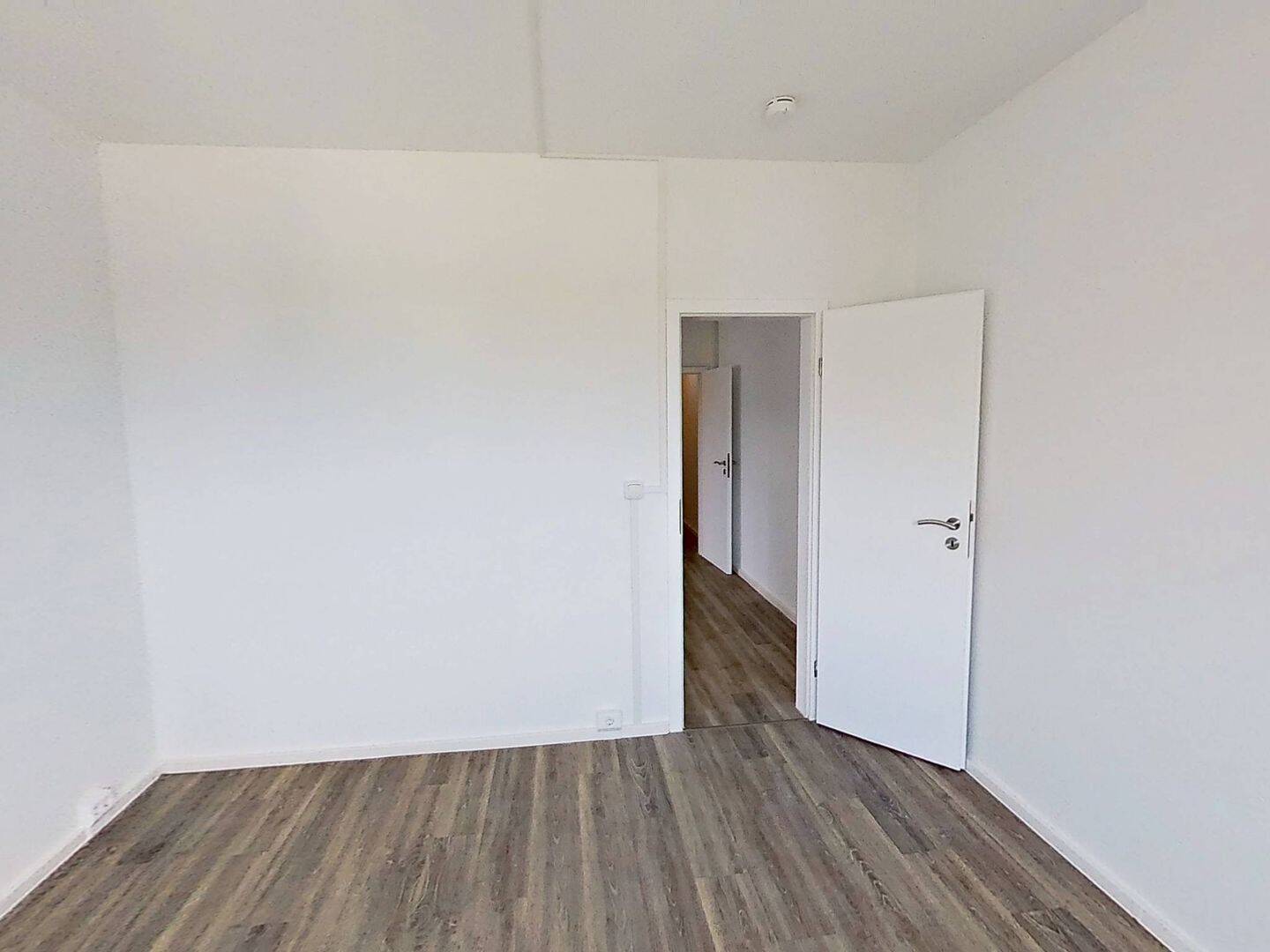 Großzügige 3-Zimmer-Wohnung mit Küche und Balkon in Rostock – 18106 Rostock – Vorschaubild 7