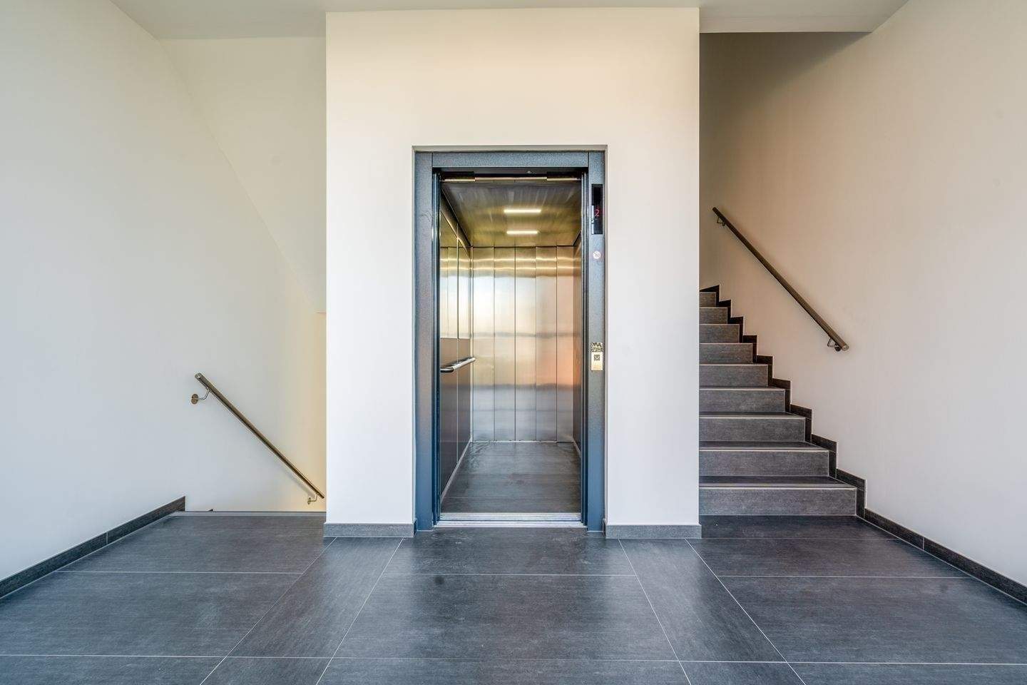 Auch am Wochenende besichtigen: Familienwohnung mit 5 Zimmern im Neubau – 0172-3261193 – 10179 Berlin – Vorschaubild 8