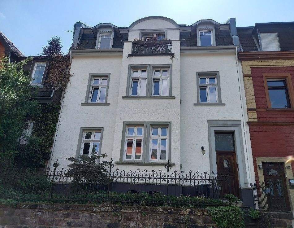 Alt Saarbrücken! Stilvolles Mehrfamilienhaus, auch zur Eigennutzung, in ruhiger, bevorzugter, Wohnlage von ALT – Saarbrücken – 66117 Saarbrücken – Vorschaubild 2