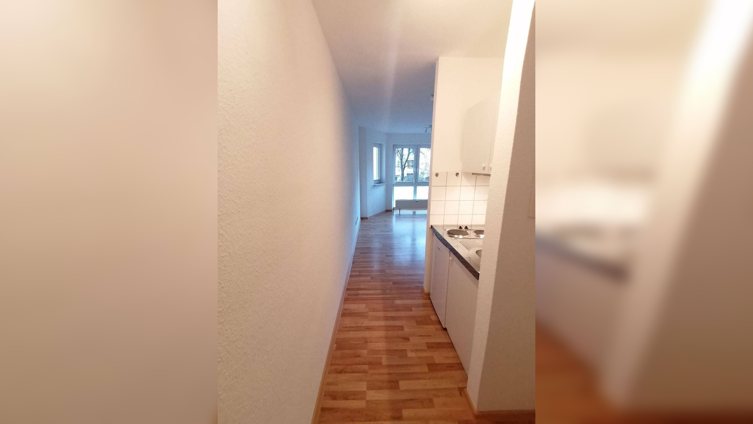 Helle 1 Zimmerwohnung in Fürth, Provisionsfrei, incl. Tiefgaragenstellplatz – 90763 Fürth – Vorschaubild 2