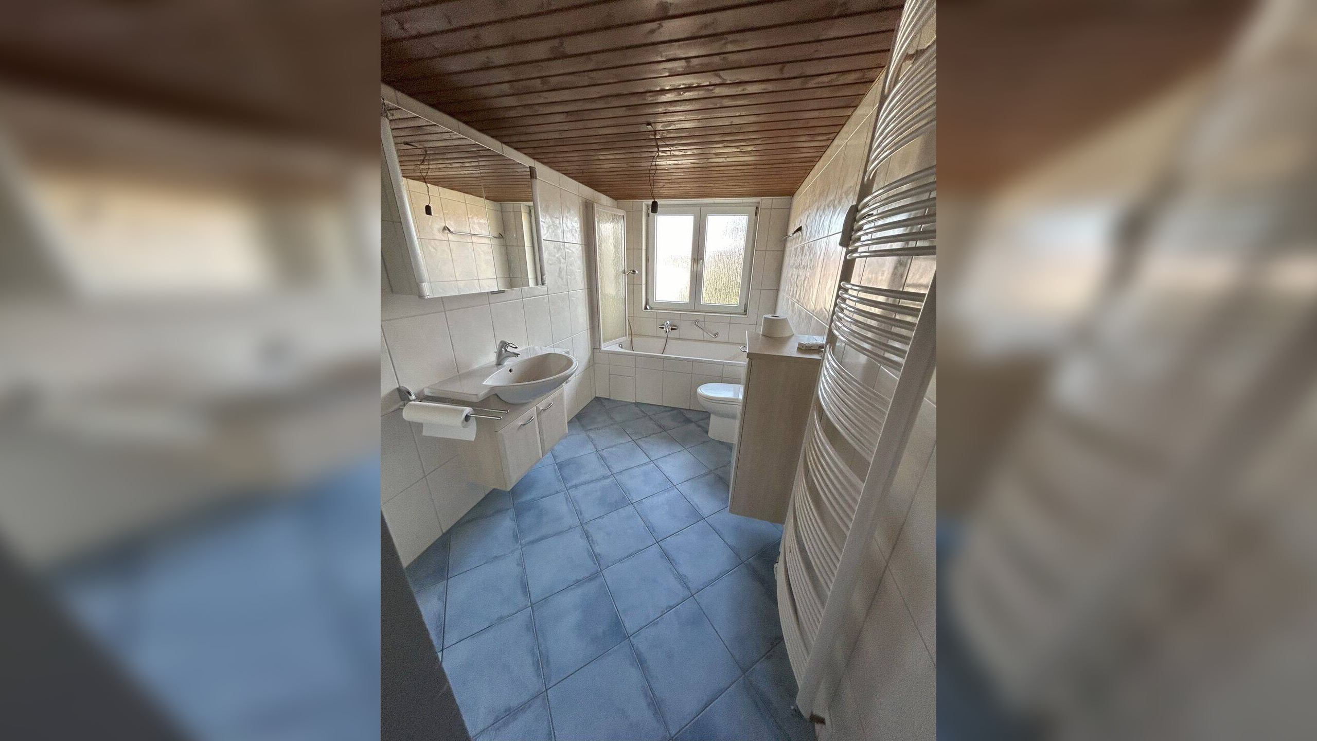 Modernes WG-Zimmer in exklusiver 5er-Frauen-WG – Ludwigshafen, Riedsaumstraße 53 – 67063 Ludwigshafen am Rhein – Vorschaubild 2