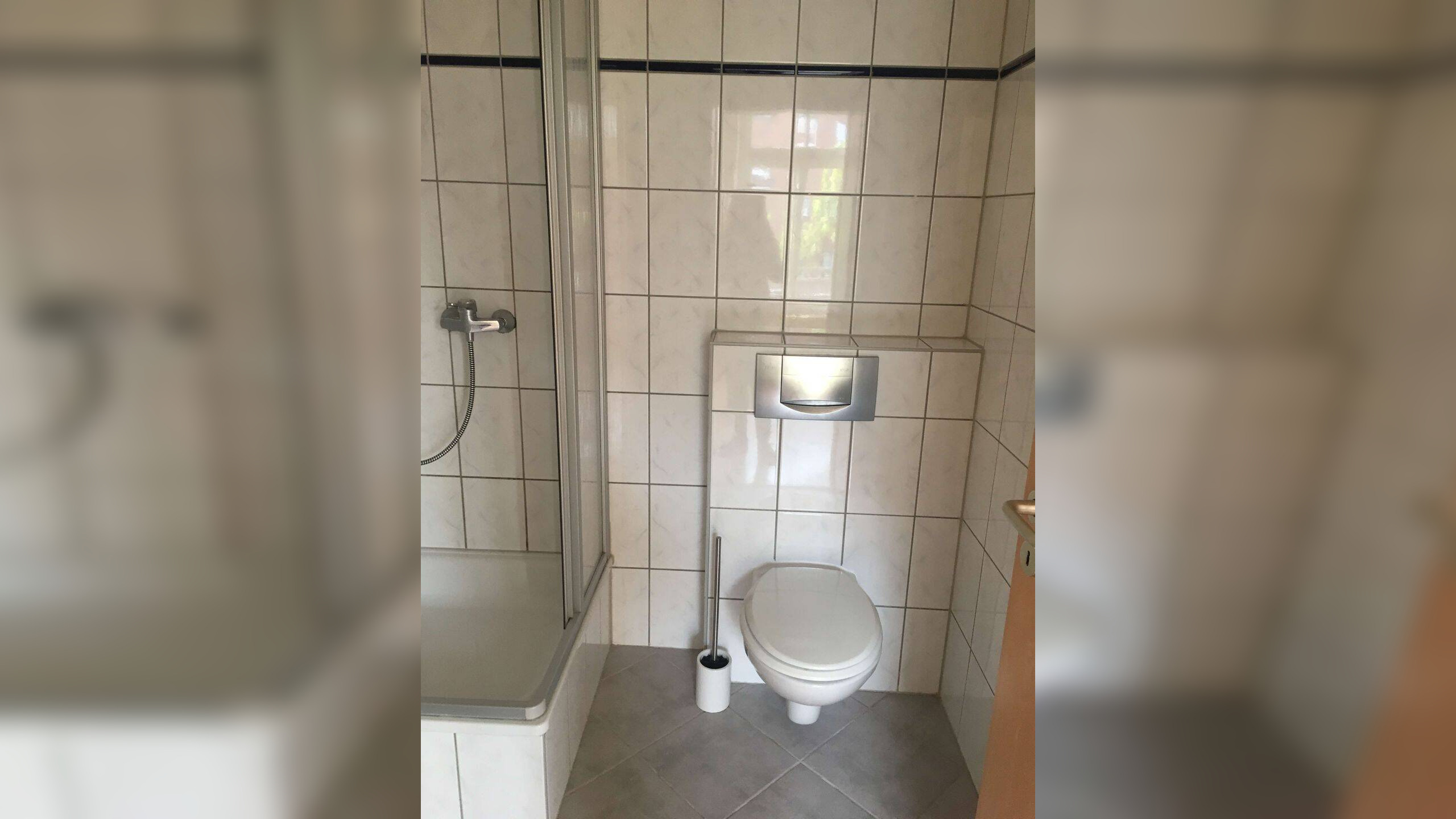 schöne Wohnung mit Balkon hofseitig nahe der UNI – 99085 Erfurt – Vorschaubild 11