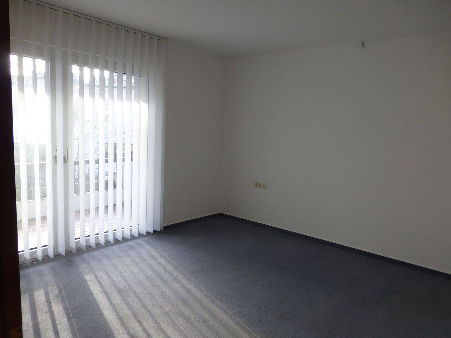 Angenehmes Wohnen in der Parkresidenz, nahe am Schloss Wilhelmshöhe – 34131 Kassel – Vorschaubild 8