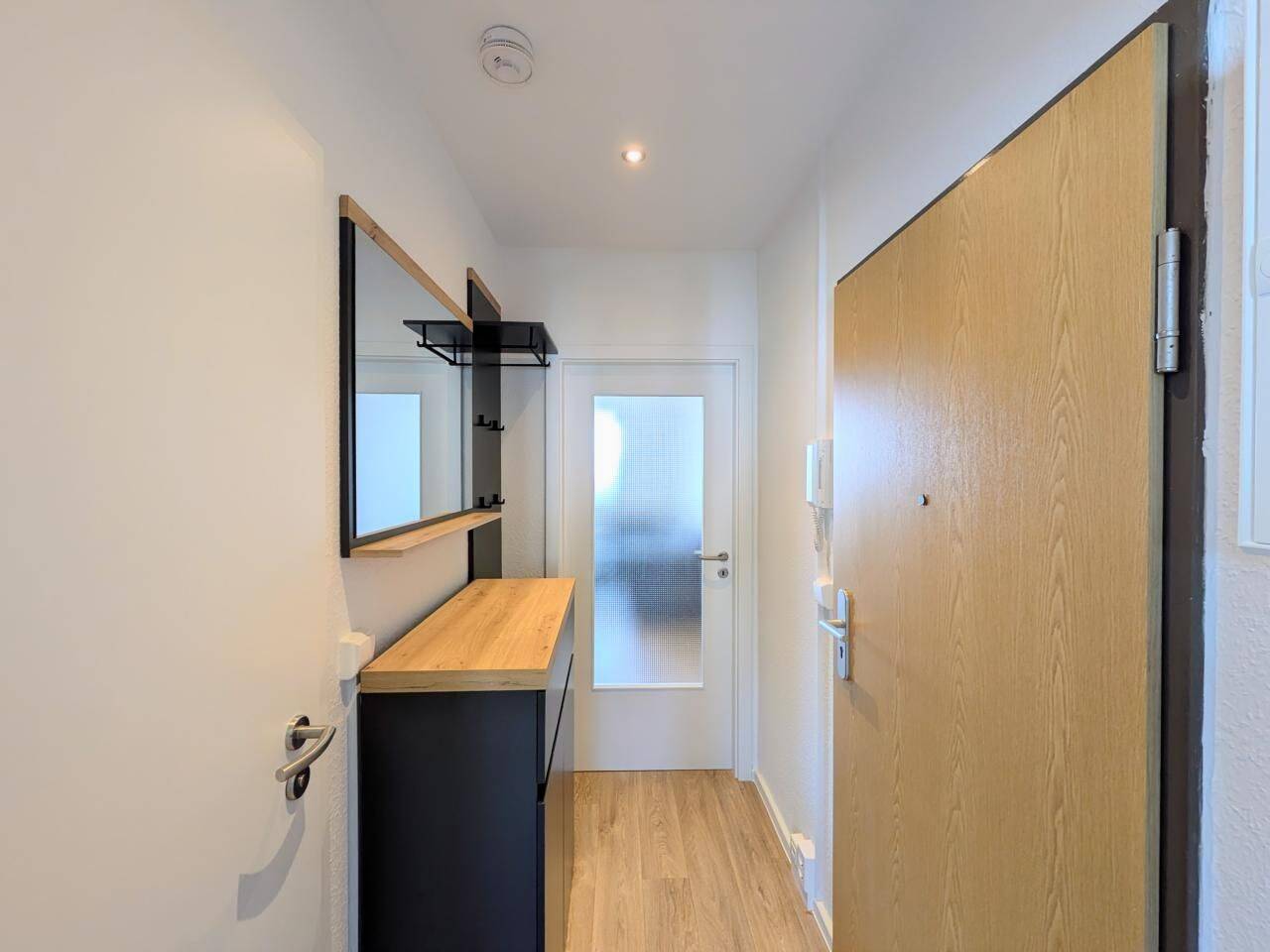 Bezugsfertige und neu möblierte 3-Zimmer-Wohnung – 9120 Chemnitz – Vorschaubild 5