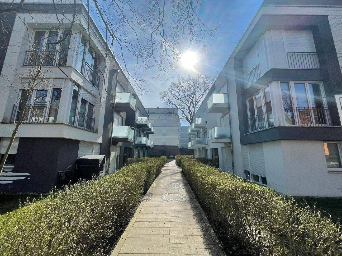 Helles möbliertes Apartment mit eigner Terrasse und ALL-IN-Miete am Campus Babelsberg – 14482 Potsdam – Vorschaubild 9