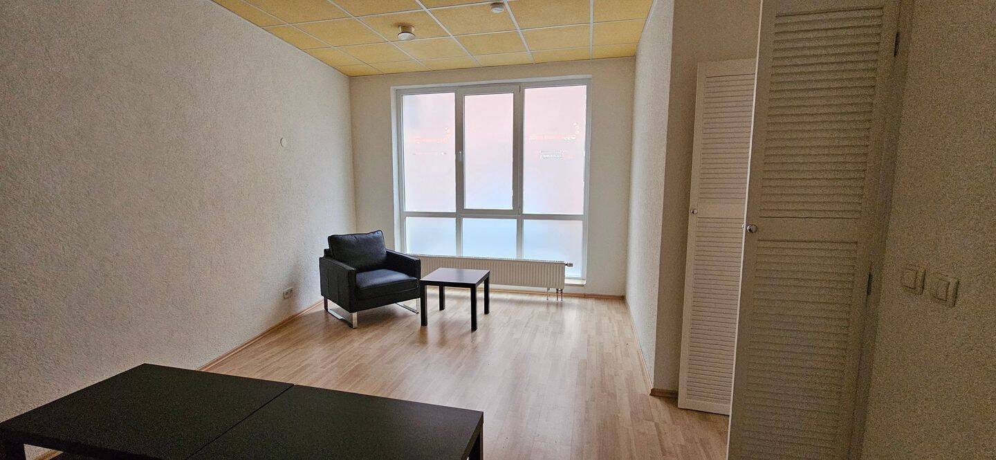 Helle Erdgeschosswohnung mit Office-Charme – 99089 Erfurt – Vorschaubild 2