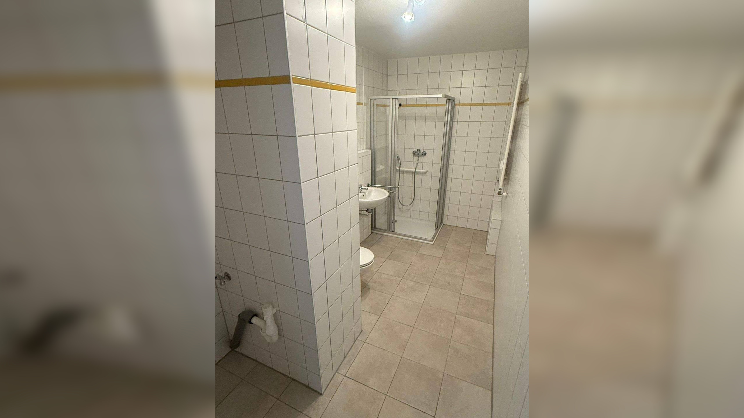 – 2-Raum-APARTMENT MIT 2 BALKONEN – SENIOR LIVING – barrierefrei – 9126 Chemnitz – Vorschaubild 4