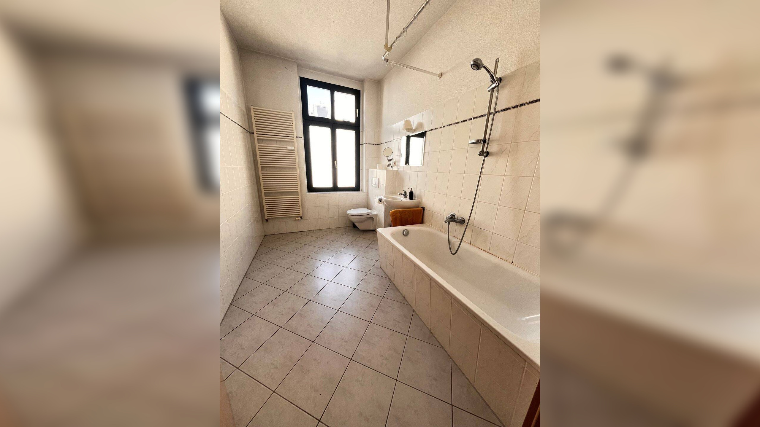 1-Zi-Altbauwohnung mit Parkett in Stadtfeld – 39108 Magdeburg – Vorschaubild 3