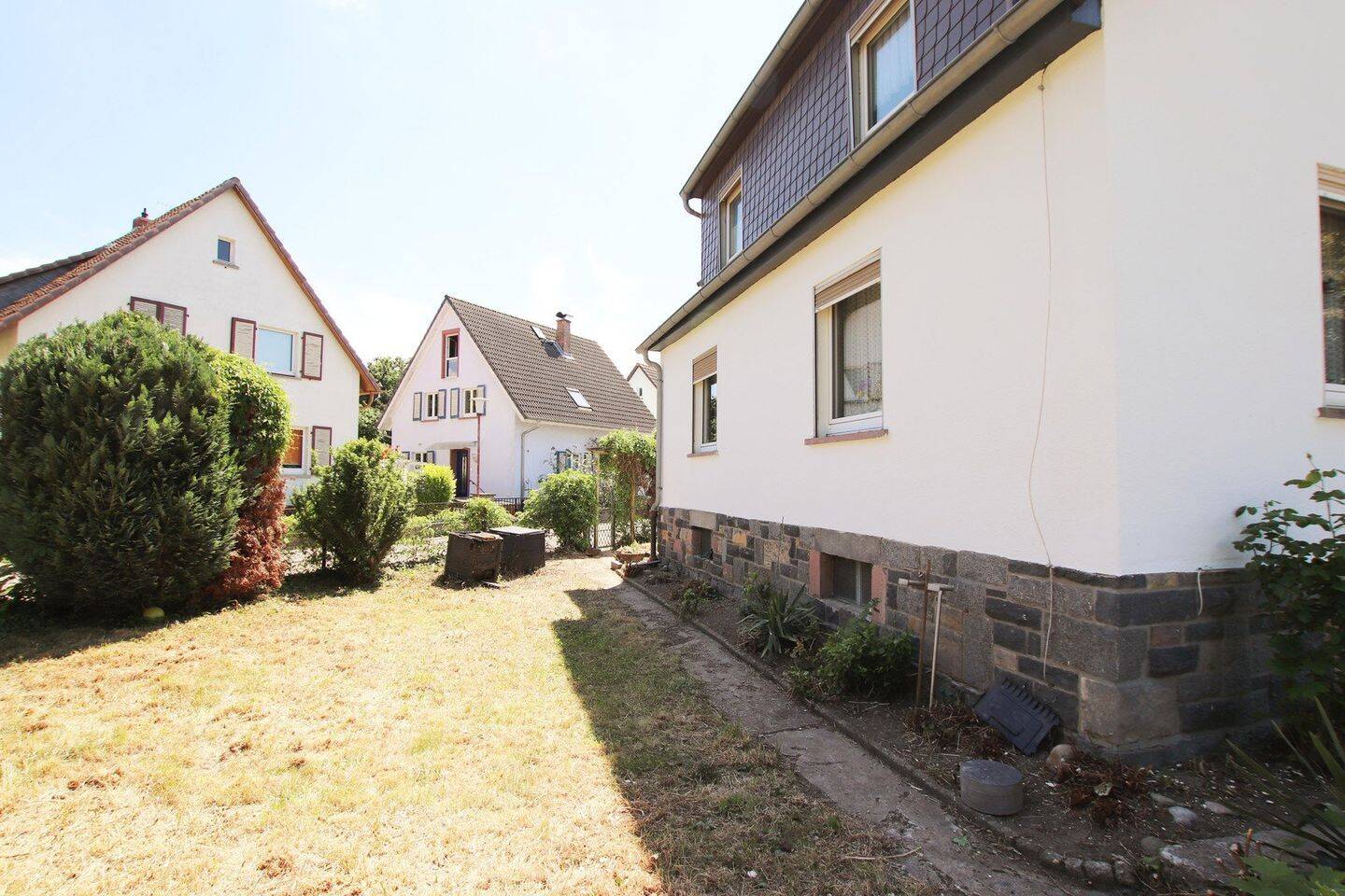 Attraktive, voll möblierte 2-ZKB-Wohnung für bis zu 4 Personen (All-Inclusive) – 64646 Heppenheim (Bergstraße) – Vorschaubild 2