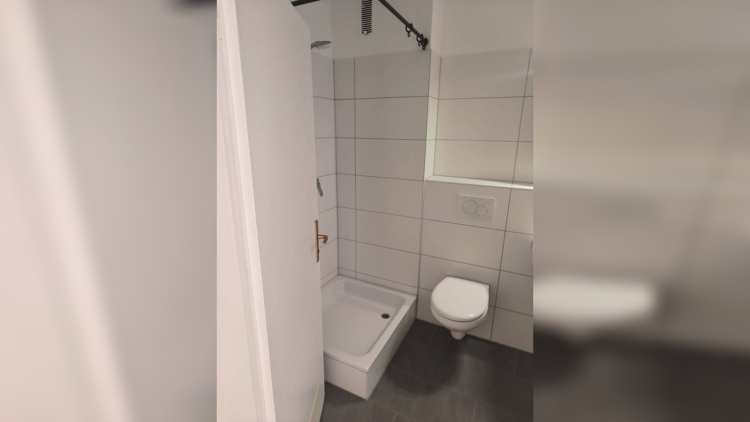 1-Zimmer Wohnung, Küche, Bad in Frankfurt -Bornheim/Ostend – 60385 Frankfurt am Main – Vorschaubild 12