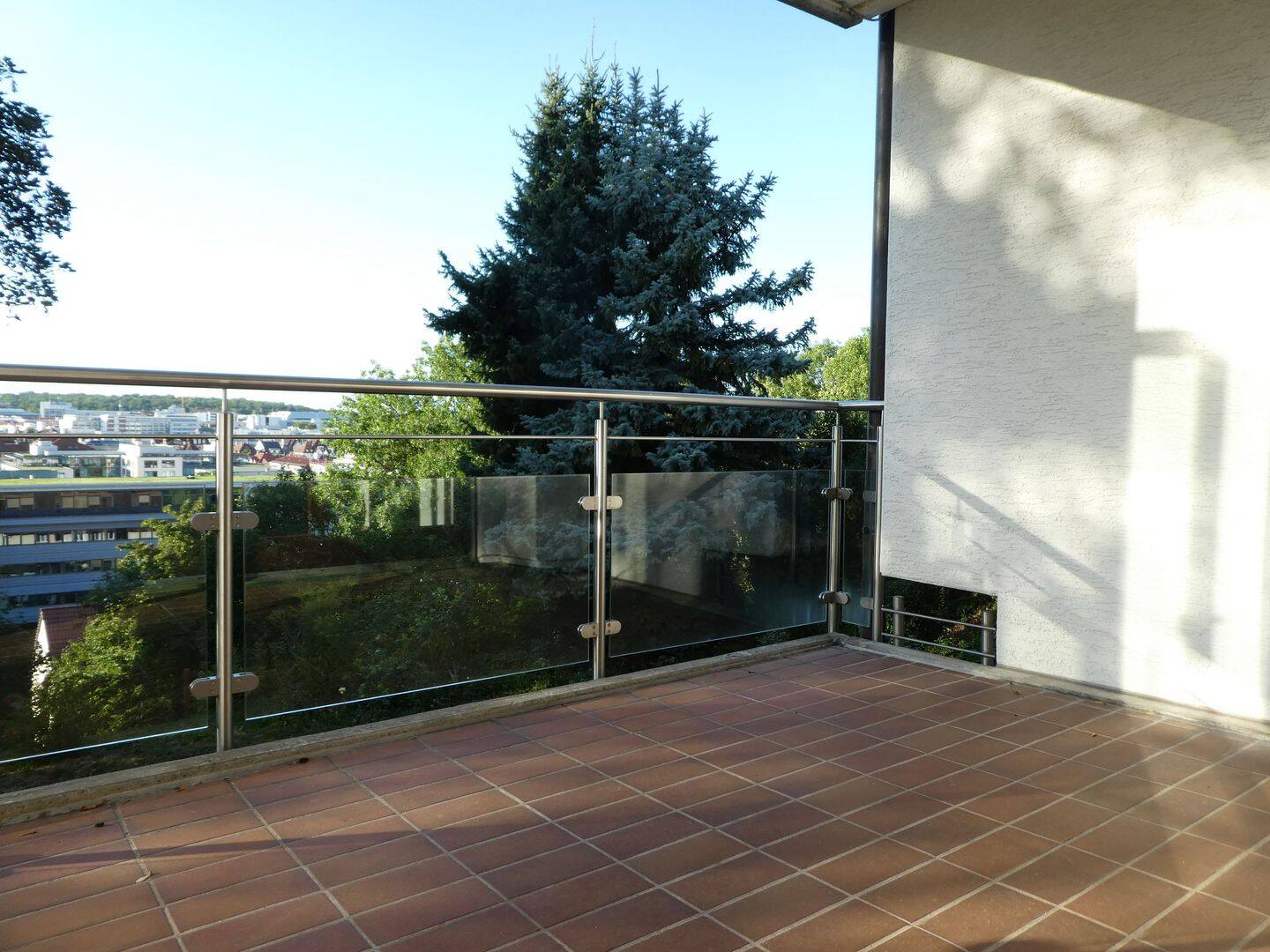 IHR LOGENPLATZ ÜBER FEUERBACH! Äußerst gepflegtes Reihenmittelhaus in unverbaubarer Aussichtslage – 70469 Stuttgart – Vorschaubild 10