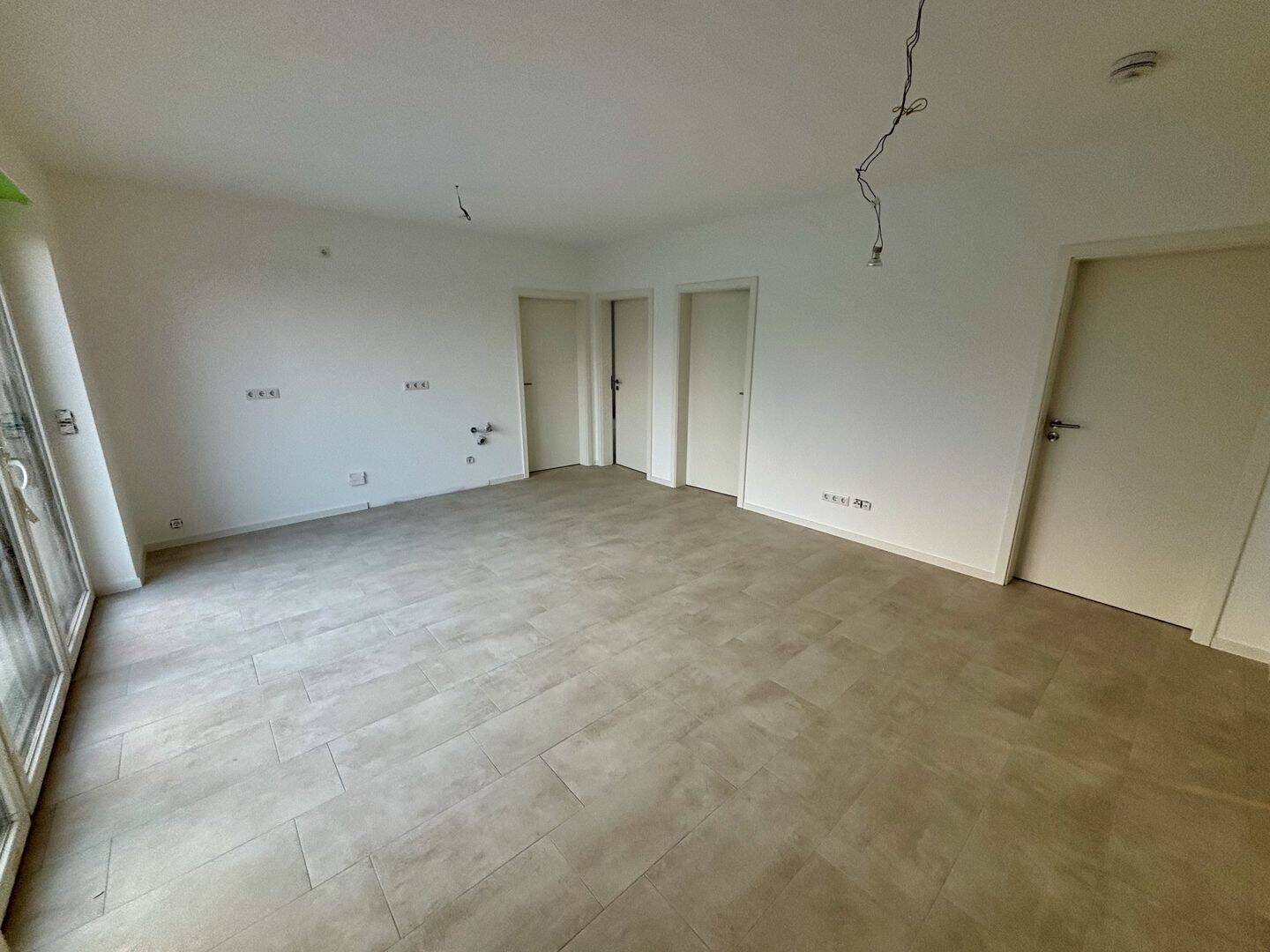 Hier wird mit einer Wärmepumpe geheizt! 3 Zimmer ETW mit Dachterrasse! – 22457 Hamburg – Vorschaubild 6