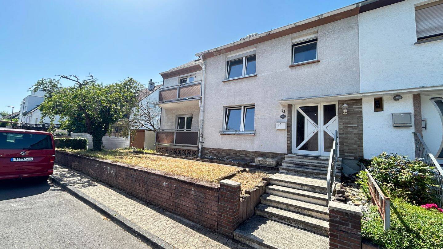 Sanierungsbedürftiges Einfamilienhaus mit großem Garten in begehrter Lage – 56075 Koblenz – Vorschaubild 2