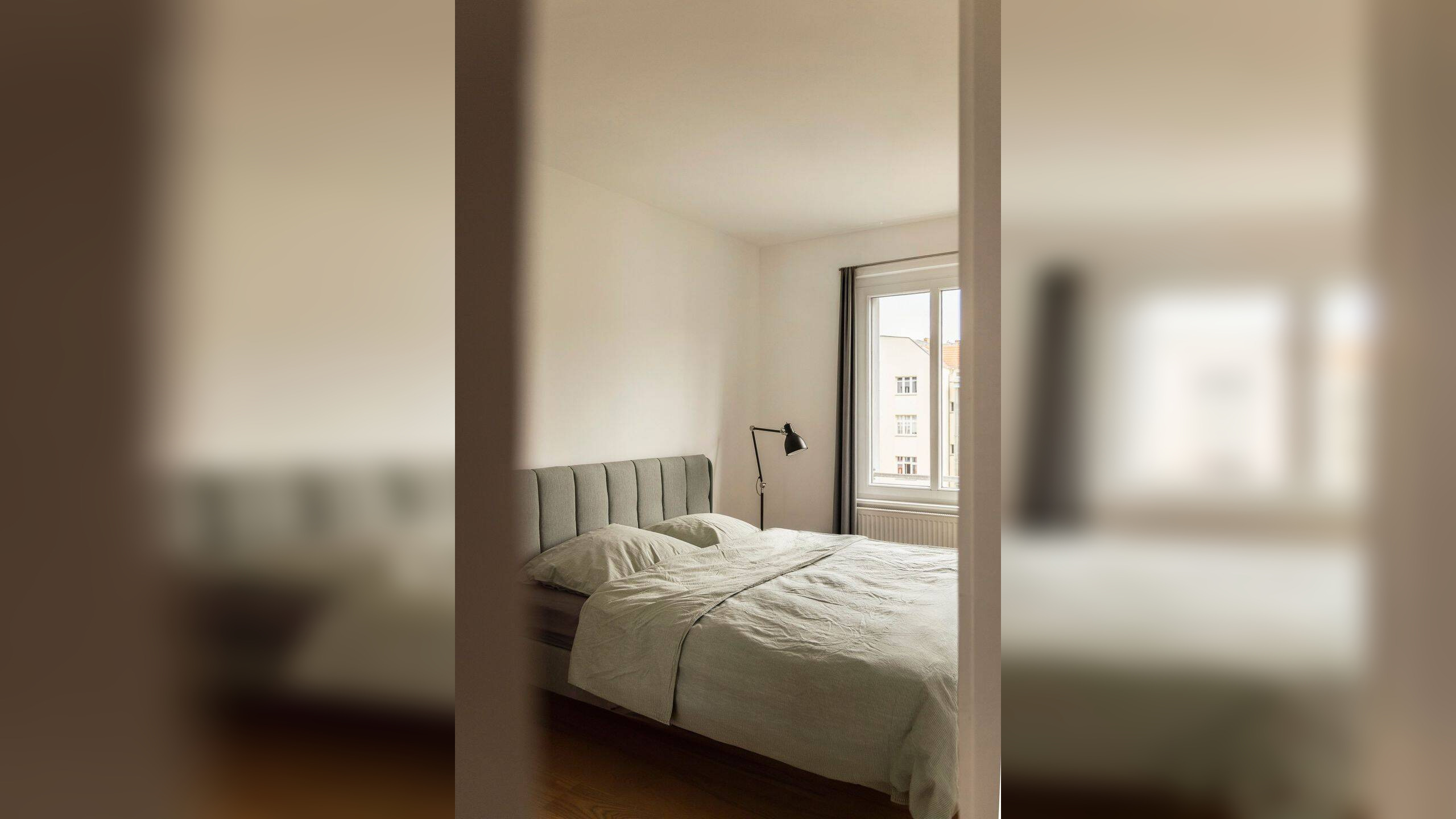 Über den Baumkronen – helle Zweizimmerwohnung mit Südwestbalkon & Aufzug – 10243 Berlin – Vorschaubild 10