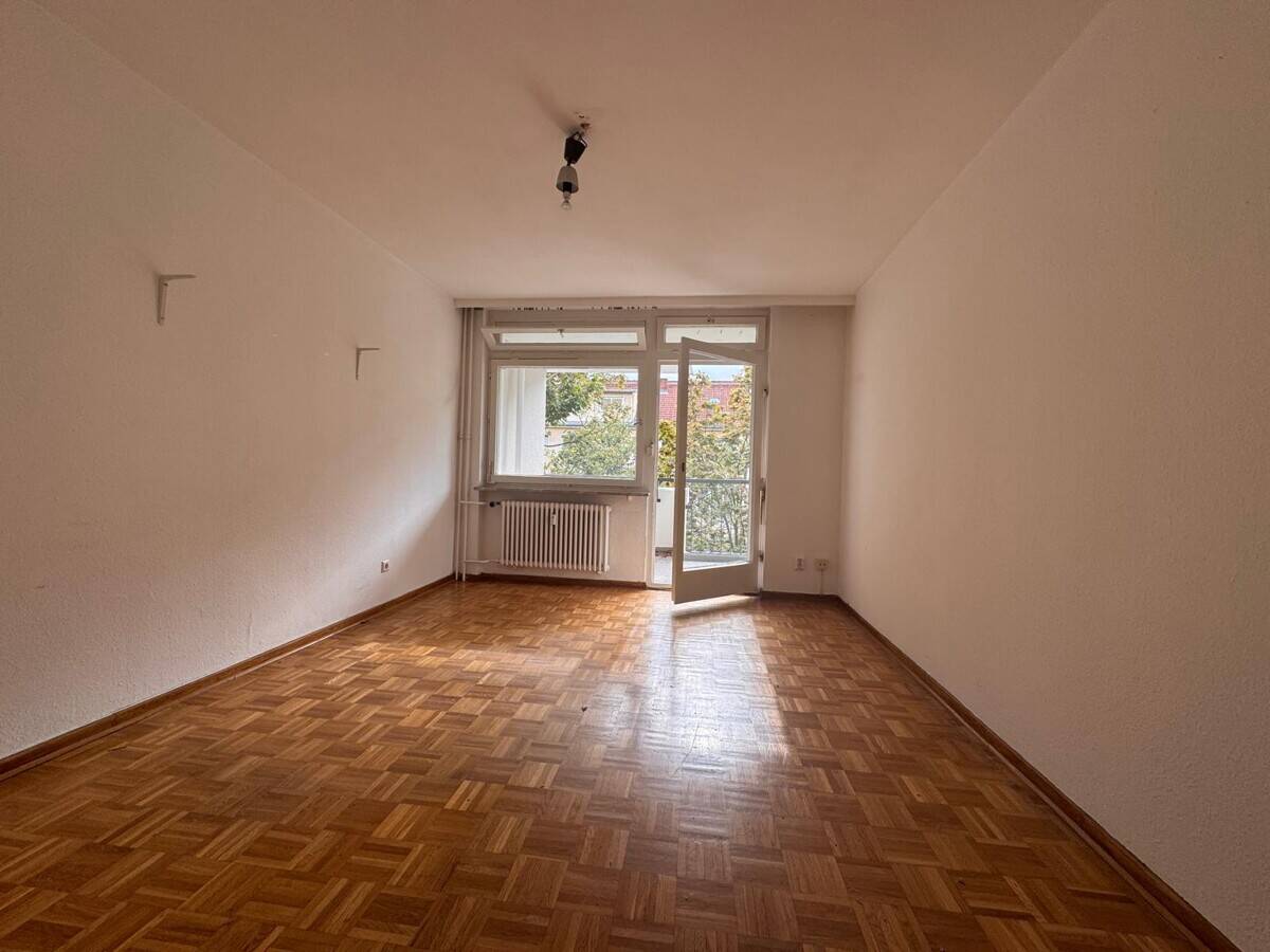 Eislebener Str: LEERE 4-Zi-Whg, 92 m² – 2 Bäder – VHS 5.OG + SÜD-Loggia ab 01.01.2027 – IST Zustand – 10789 Berlin – Vorschaubild 5