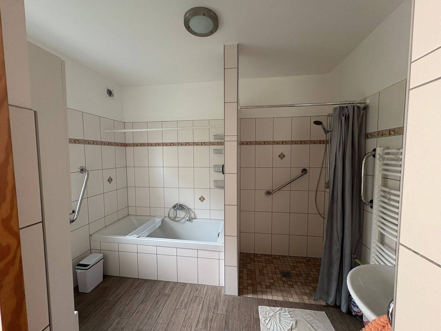 Modernes Wohnhaus mit Einliegerwohnung mit großem Garten in außergewöhnlicher Lage – 14469 Potsdam – Vorschaubild 6