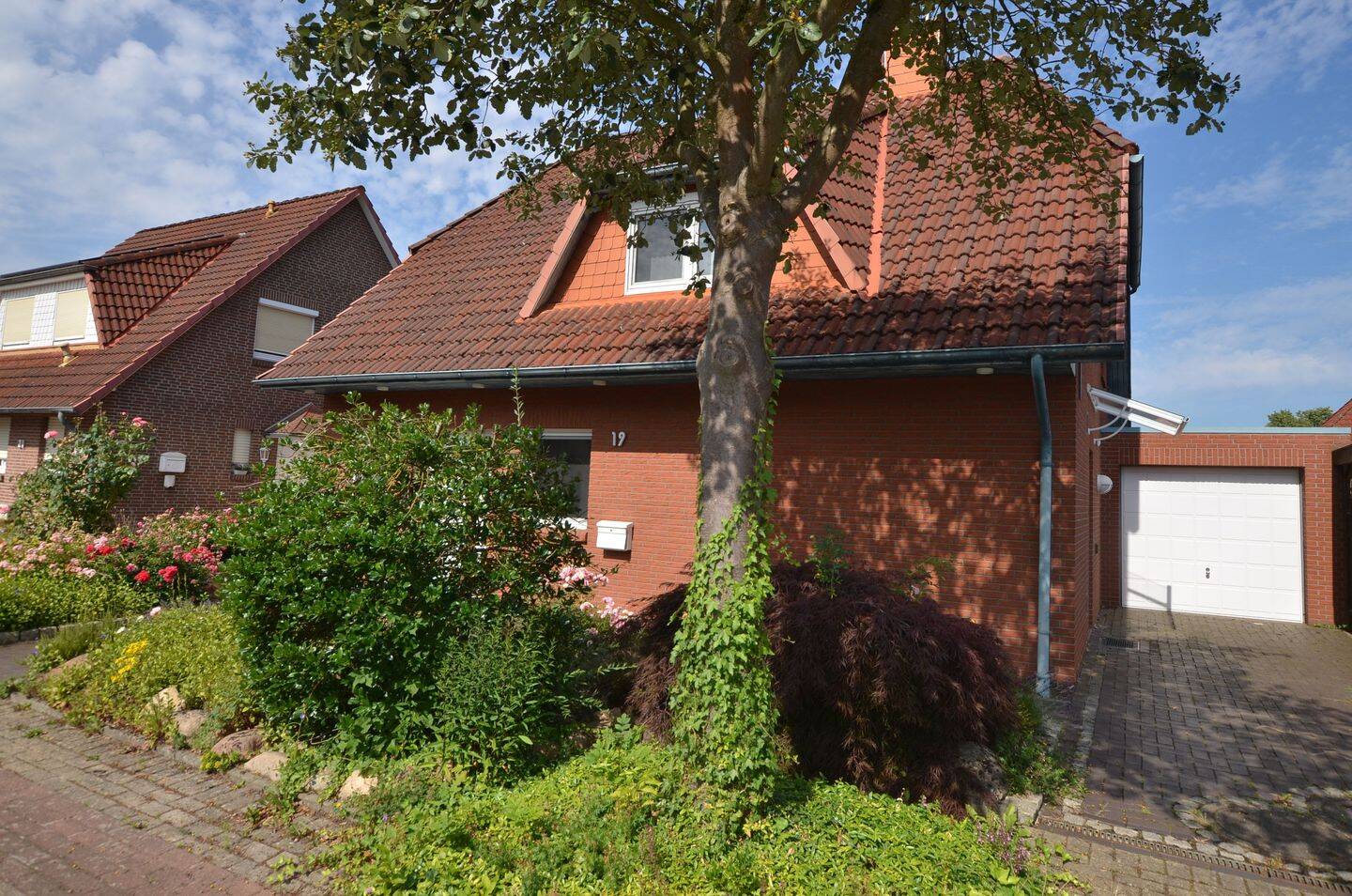 Familientraum mit Luxusausstattung in kleiner Wohnsiedlung! – 28277 Bremen – Vorschaubild 3