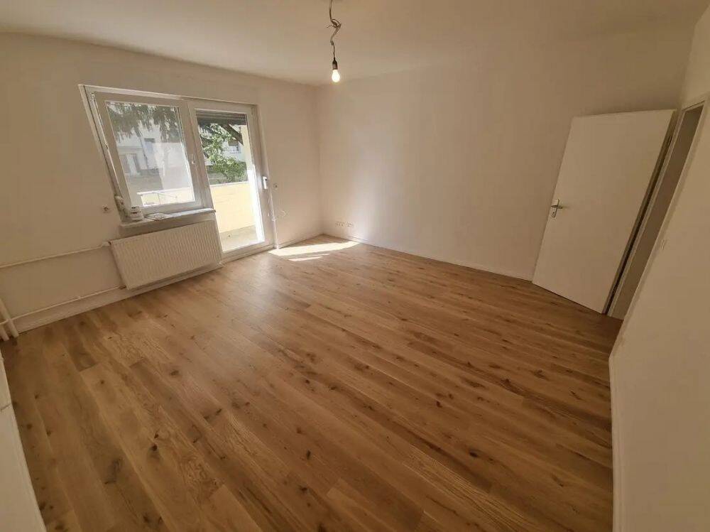 helle 2 Zimmer-Wohnung mit Balkon, saniert, zentral liegend in Berlin-Marienfelde, sofort bezugsfrei – 12279 Berlin – Vorschaubild 3