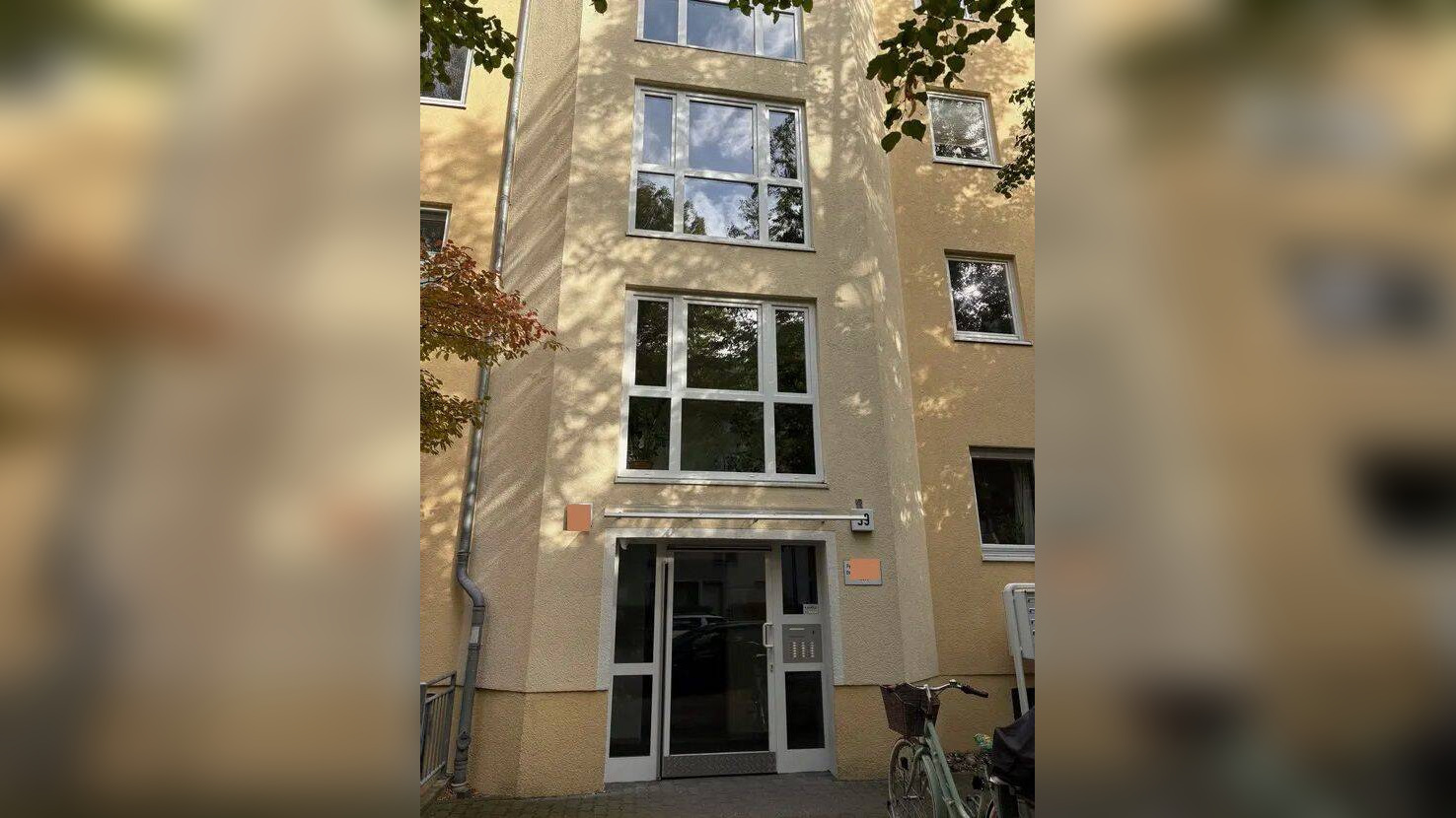 Wohnen im beliebten Komponistenviertel – bezugsfreie 2-Zimmer-Wohnung mit Balkon, Lift – 13088 Berlin – Vorschaubild 2