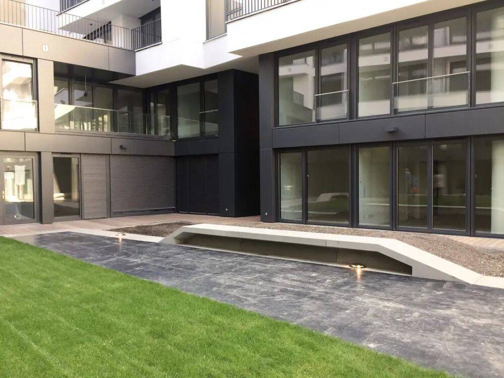Bezugsfreie 3-Zimmer-Erdgeschosswohnung mit großer Terrasse und eigenem Garten in bester Wohnlage – 10115 Berlin – Vorschaubild 6