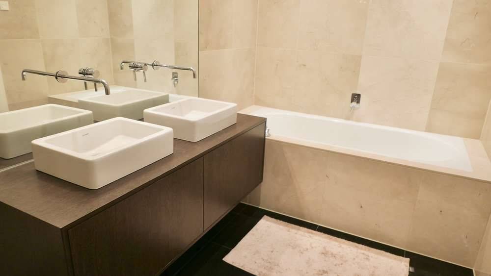 Neuwertige 4-Zimmer-Luxus-Wohnung, Exklusive Designerwohnung, barrierefrei, bezugsfrei, am Spittelmarkt – 10179 Berlin – Vorschaubild 9