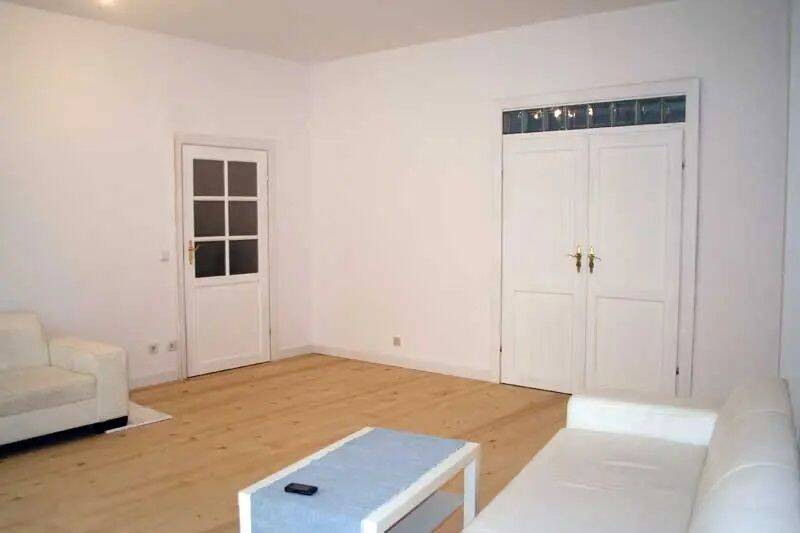 Bezugsfreie,großzügige 3-Zimmer-Wohnung,potenziell teilbar in 2 Wohneinheiten mit 2 separaten Zugängen – 10317 Berlin – Vorschaubild 9