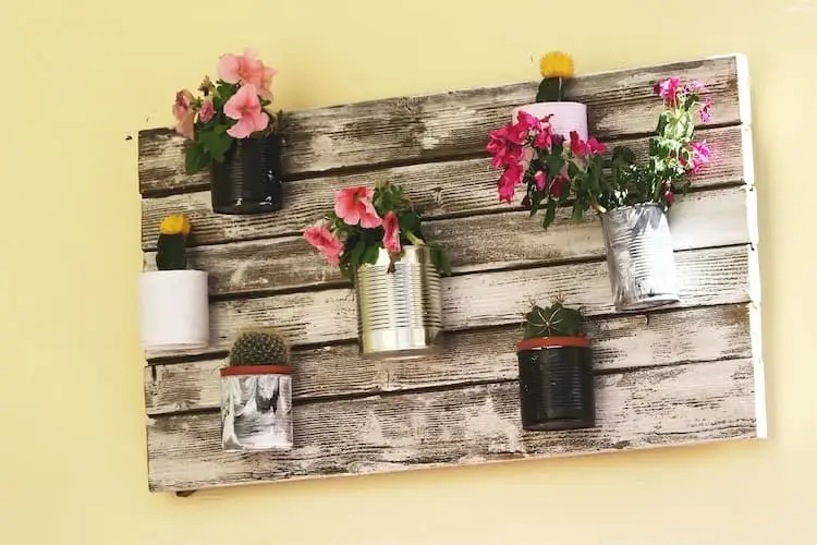 Kleine Wohnung, großer Stil: Die neuesten Einrichtungstrends 4 humorvolle Wanddekoration peppt kleine Wohnung auf